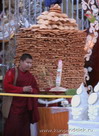  Аюр-лама у Новогоднего алтаря